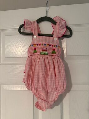 Everyday Heirloom 1st BirthdayGingham Bubble Romper with Birthday Smocked